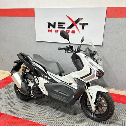 HONDA ADV 